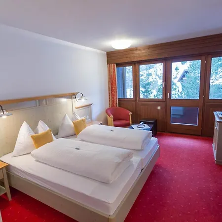 Neuwirt Hotel