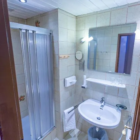 Neuwirt Mauterndorf (Salzburg)