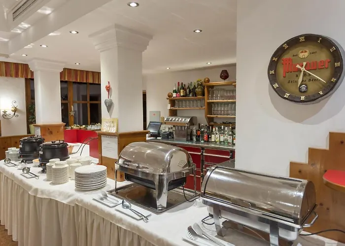 Neuwirt Hotel 3*