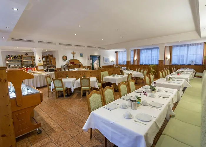 Hotel Neuwirt Mauterndorf (Salzburg)